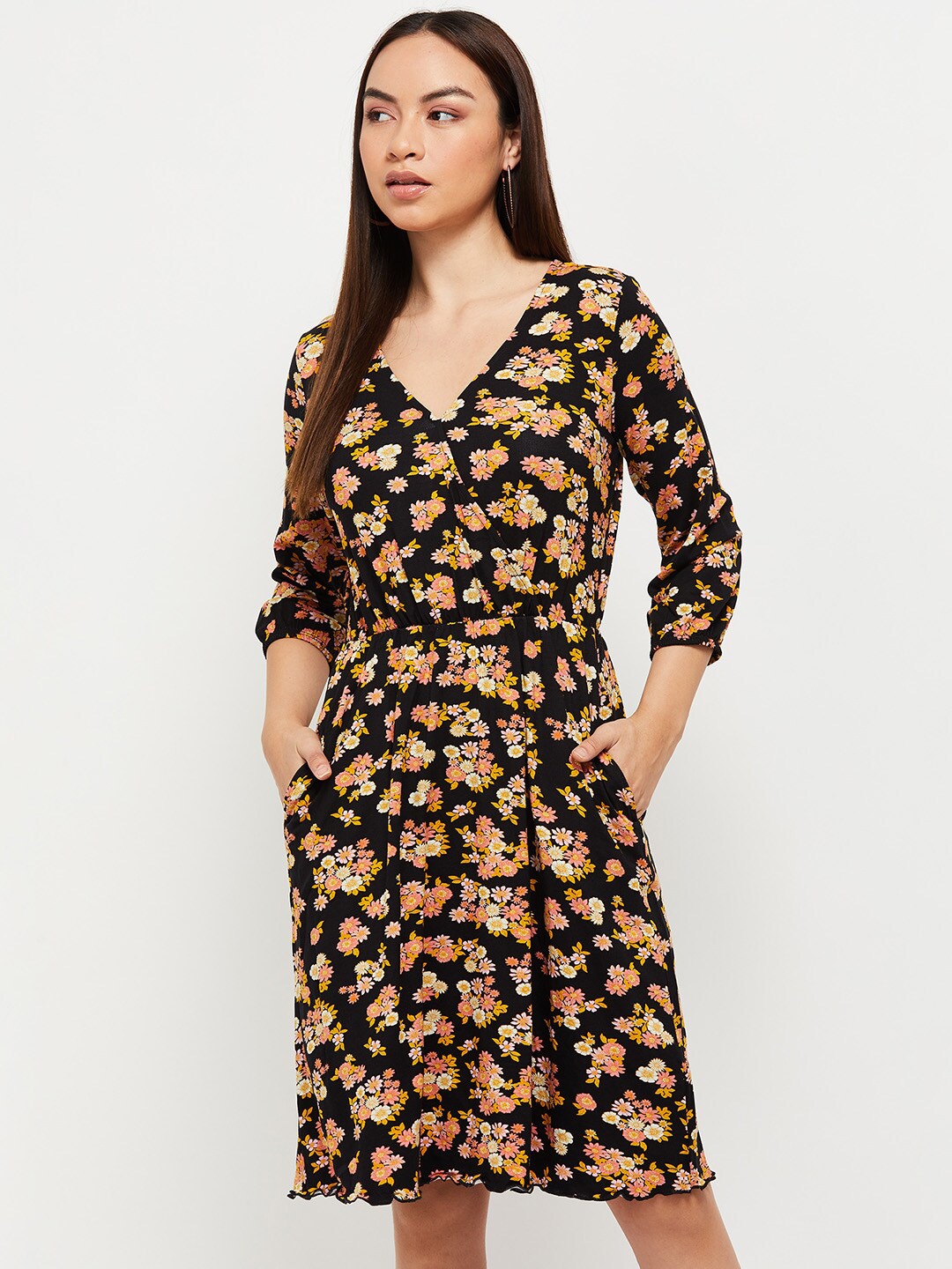 

max Black Wrap Floral Dress