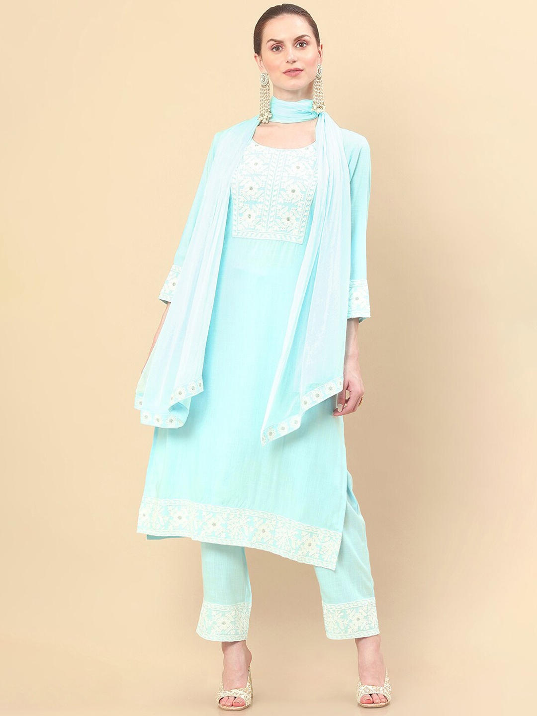 

Soch Women Sea Green Floral Embroidered Thread Work Kurta with Trousers & With Dupatta