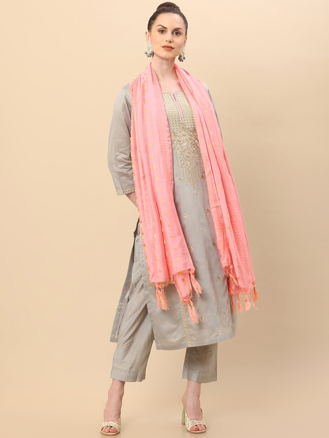 

Soch Women Grey Floral Embroidered Raw Silk Kurta With Trousers & Dupatta