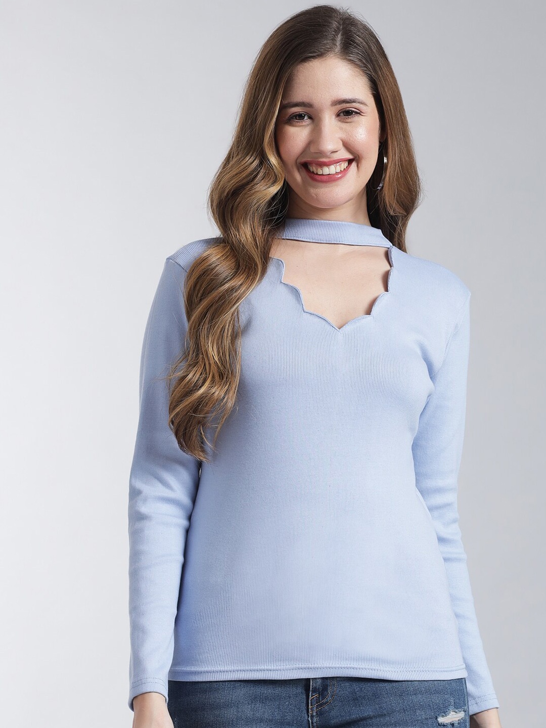 

Q-rious Blue Choker Neck Top