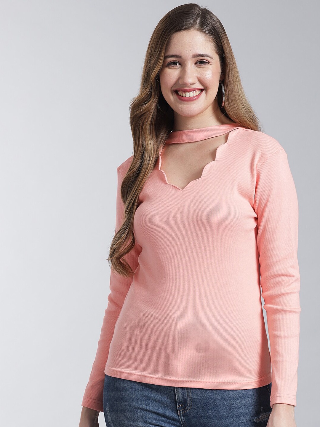

Q-rious Women Coral Choker Neck Top
