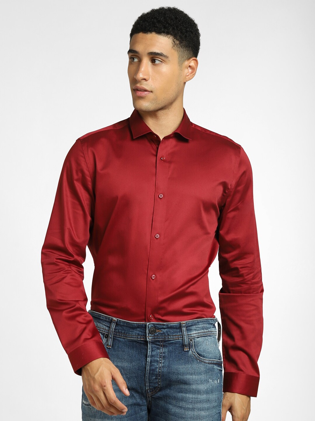 

Jack & Jones Men Maroon Solid Cotton Casual Shirt