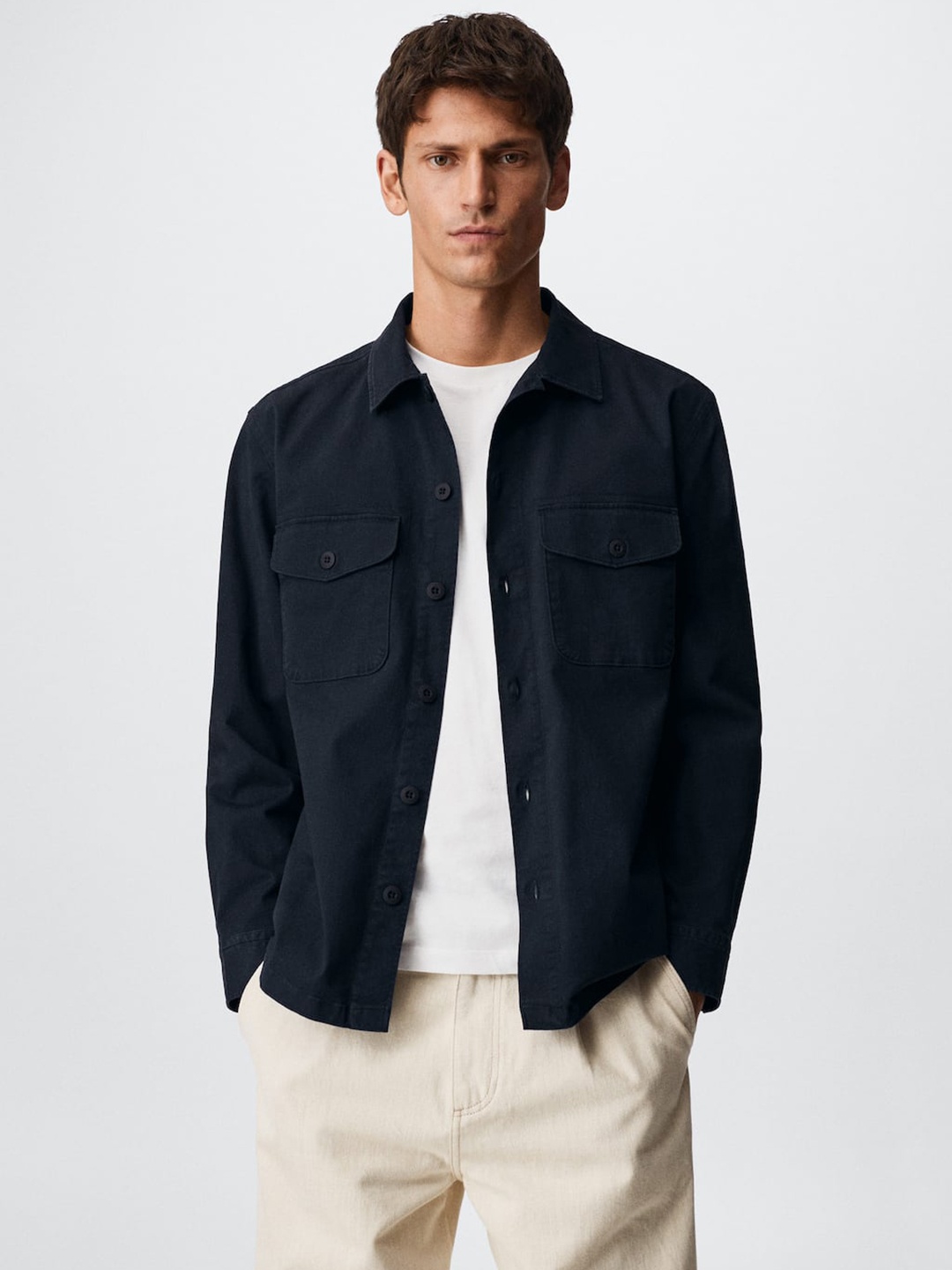 

MANGO MAN Men Navy Blue Spread Collar Casual Shirt