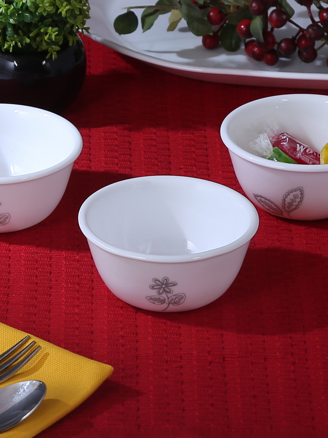 

Corelle Vive Range Reminisce Set of 6 White Printed Glass Bowls