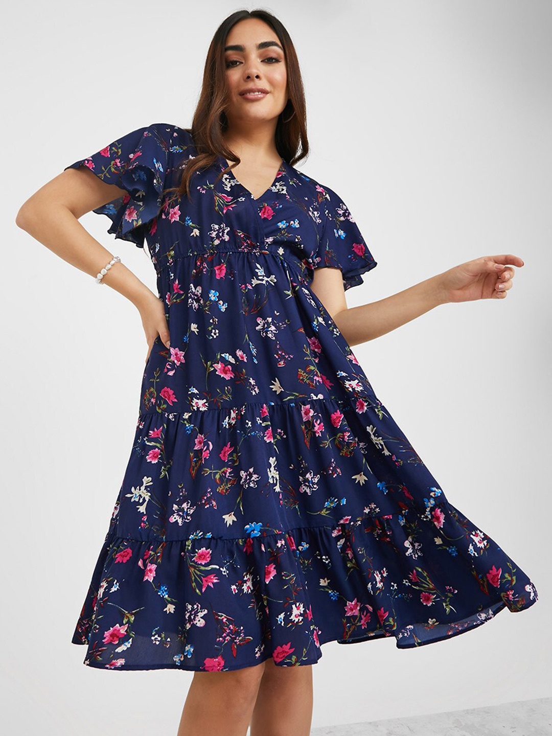 

Styli Ditsy Print V-Neck Flared Sleeves Knee Length Dress, Navy blue