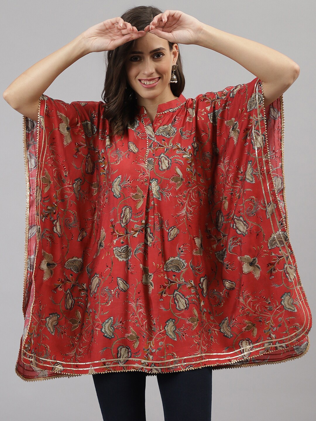 

TANKHI Red Floral Printed Flared Sleeves Gotta Patti Gotta Patti Pleated Kaftan Kurti