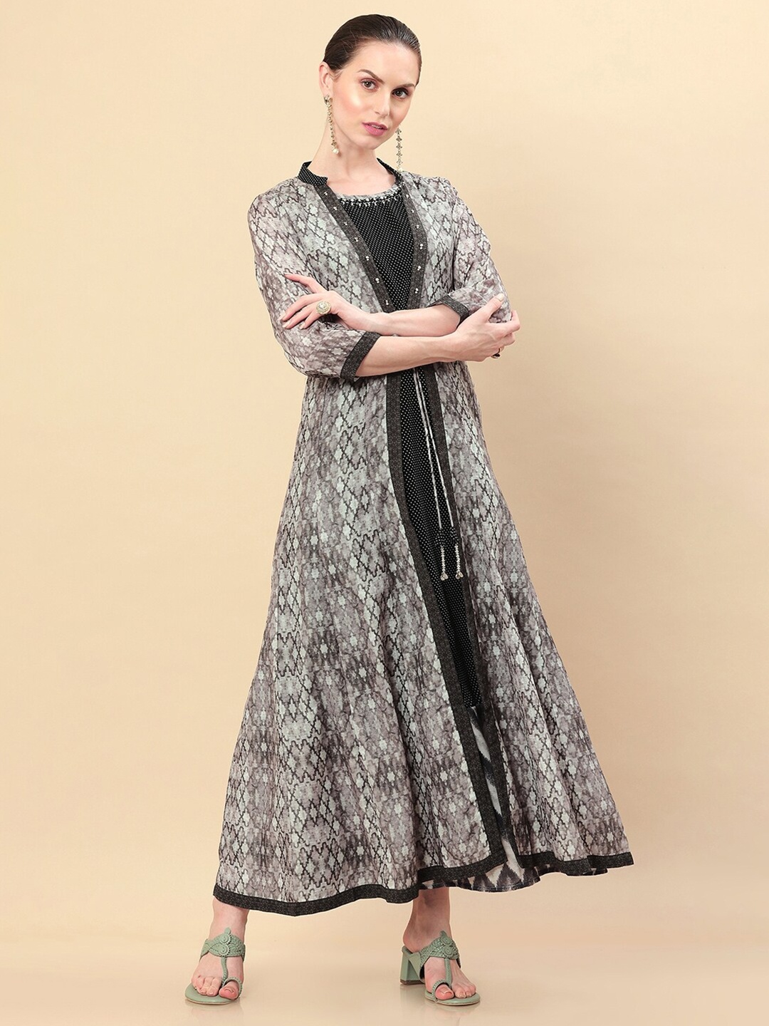 

Soch Black Crepe Ethnic A-Line Dress With Jacket