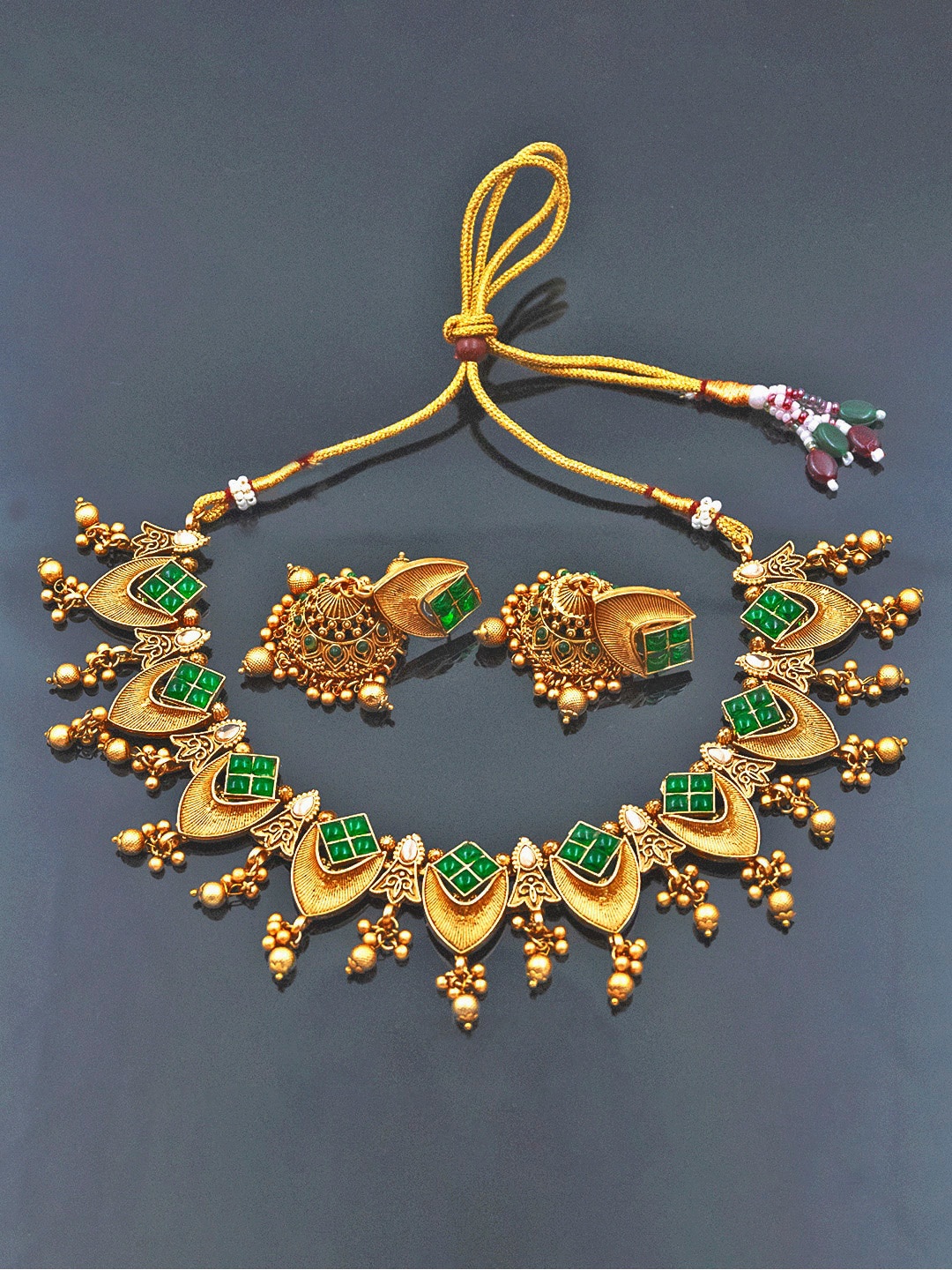 

StileAdda Copper-Plated Green Kundan Studded Jewellery Set