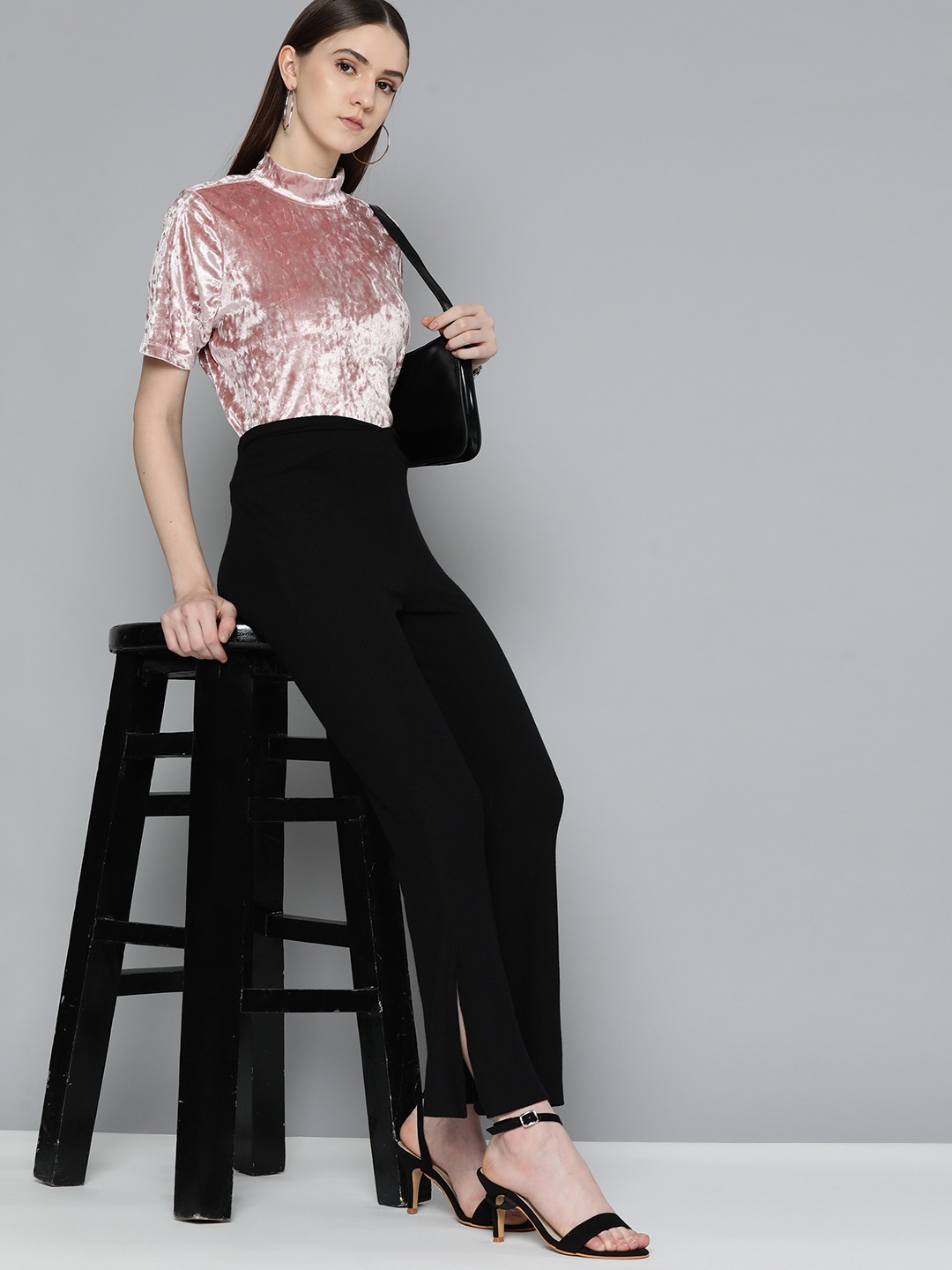 

Chemistry Sheen Velvet Top, Rose