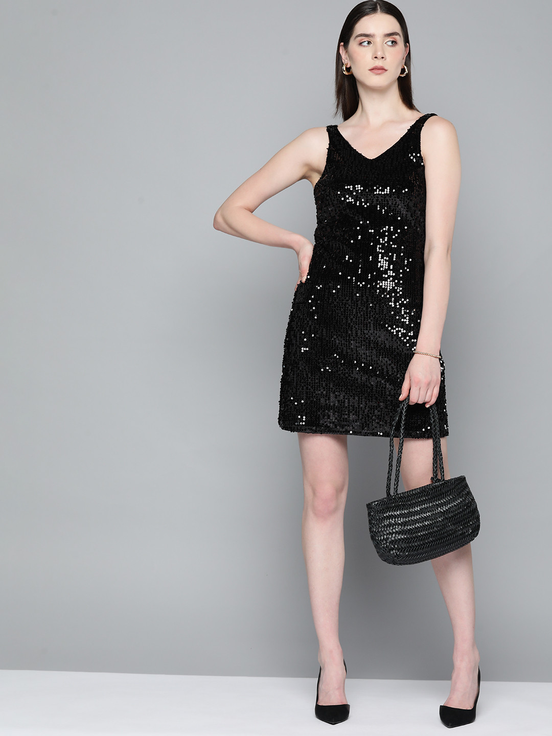 

Chemistry Embellished Velvet Sheath Mini Dress, Black