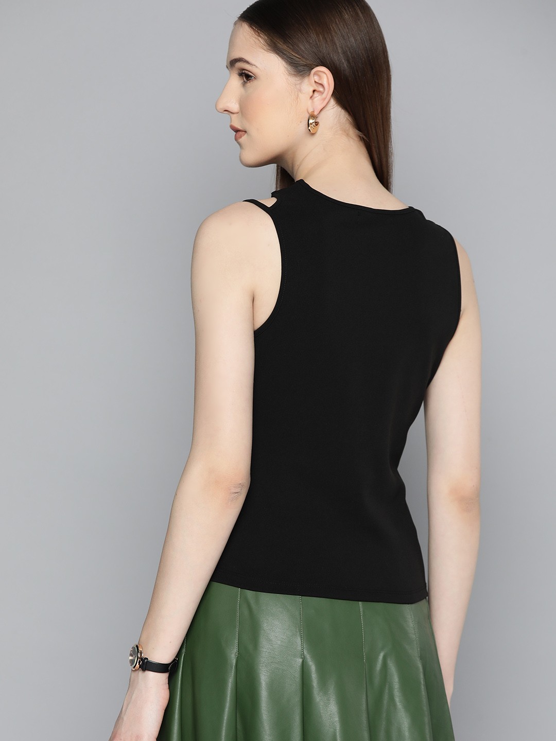 

Chemistry Solid Cut-Out Detail Top, Black