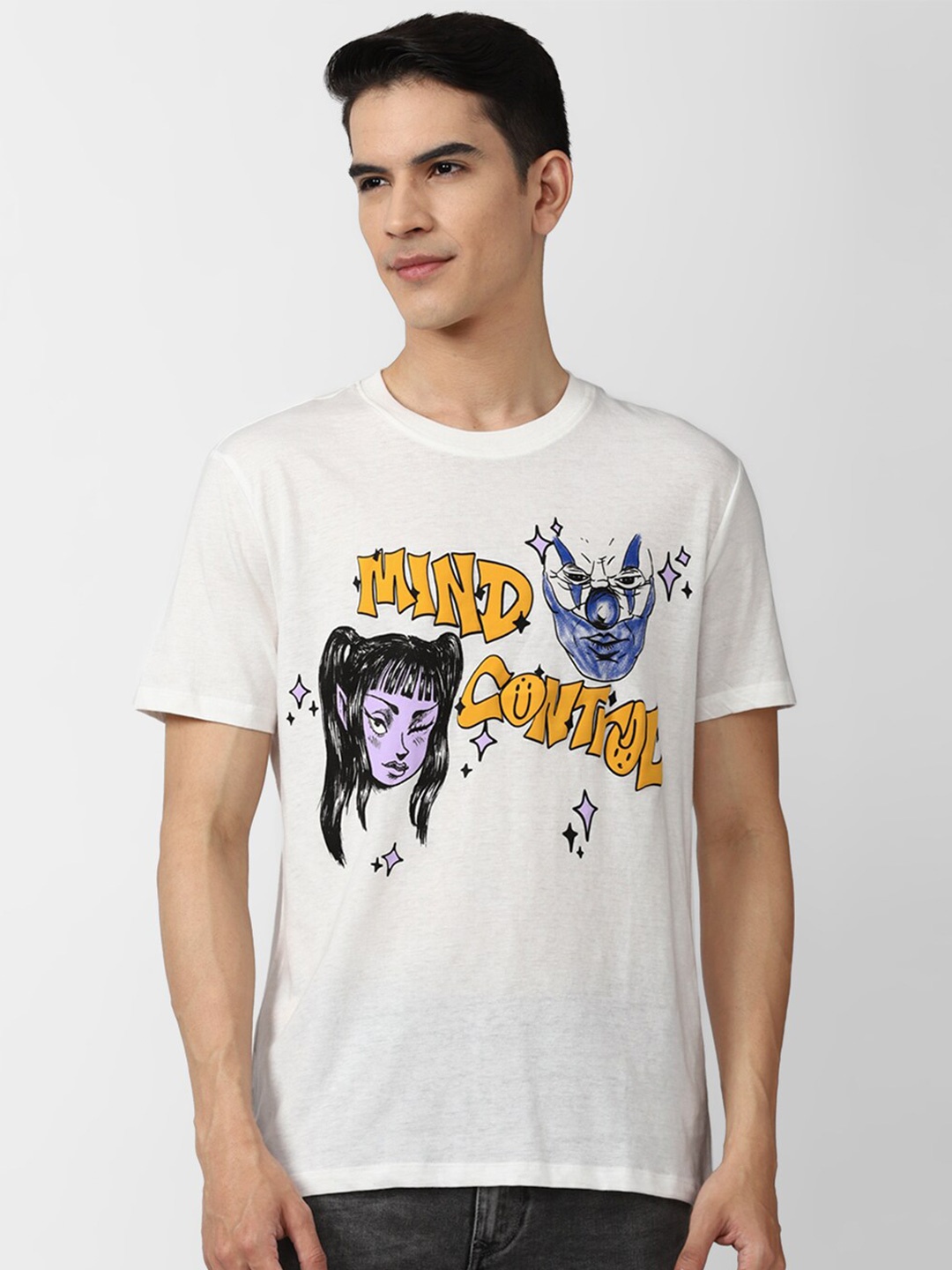 

FOREVER 21 Men White & Yellow Printed T-shirt