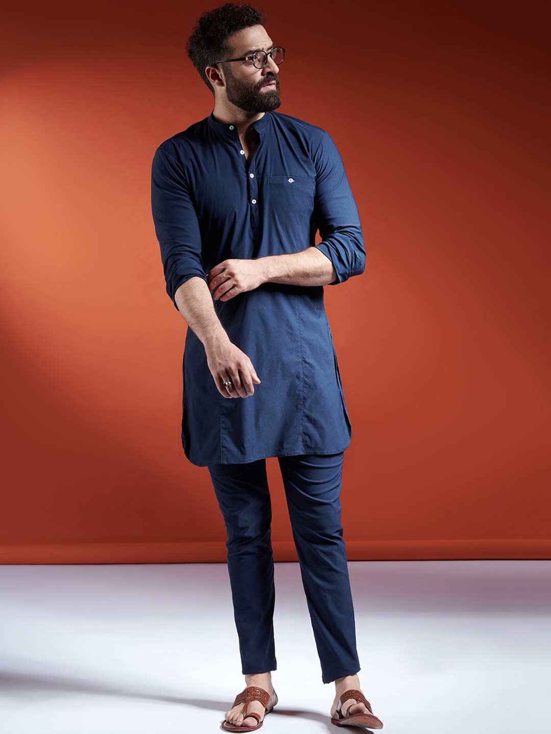 

MR BUTTON Men Navy Blue Solid Pathani Kurta with Trouser Set