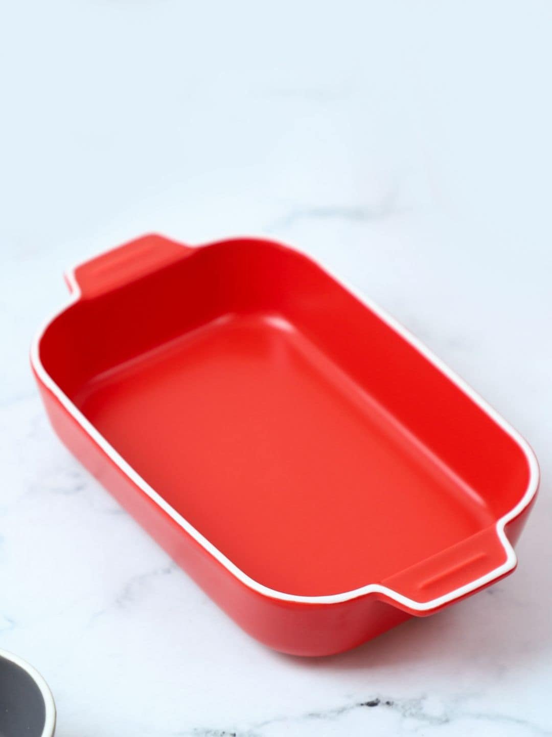 

Nestasia Red Solid Ceramic Baking Pan