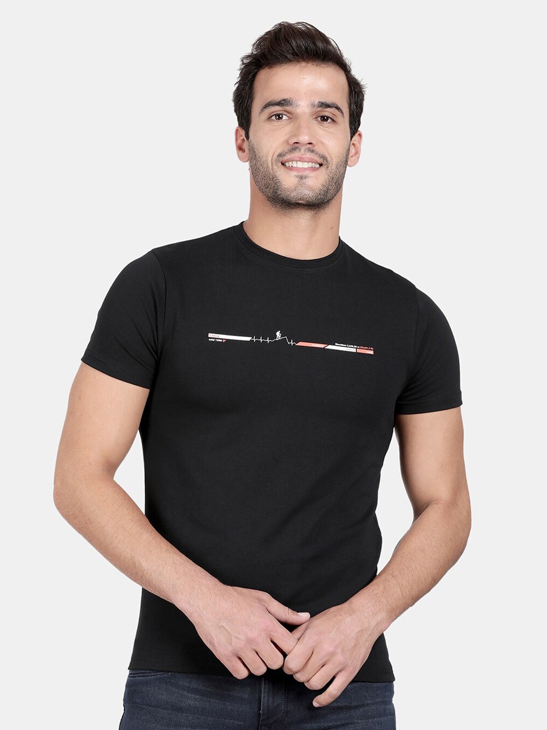 

t-base Men Black Printed Slim Fit Cotton T-shirt