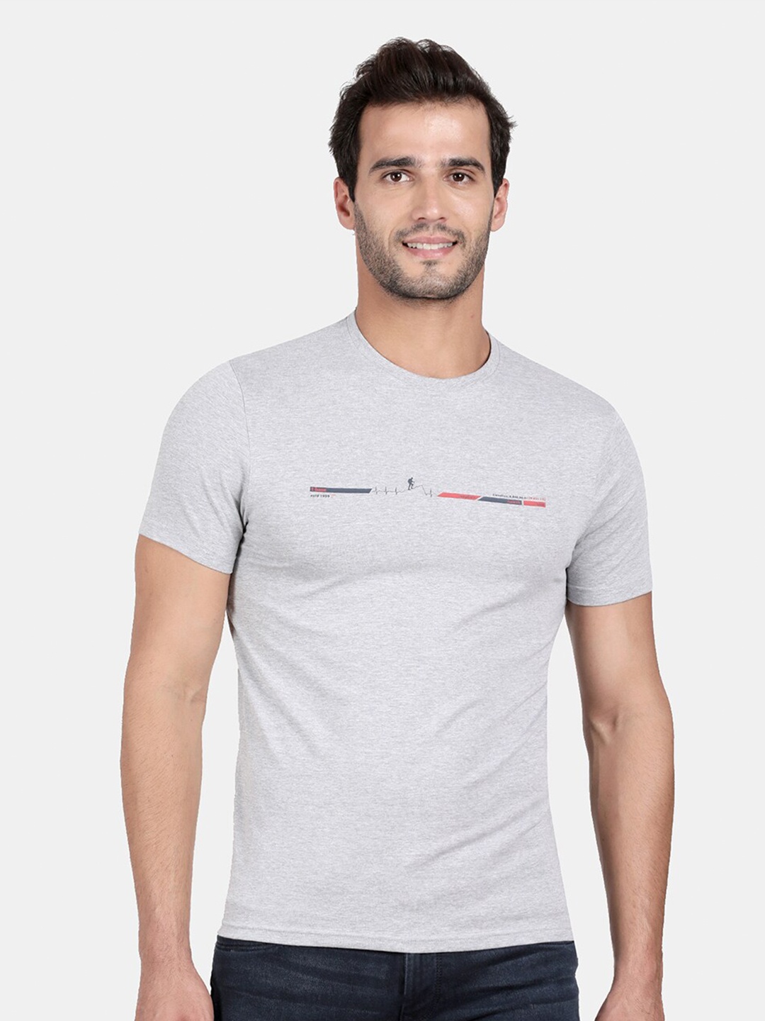 

t-base Men Grey Printed Slim Fit T-shirt