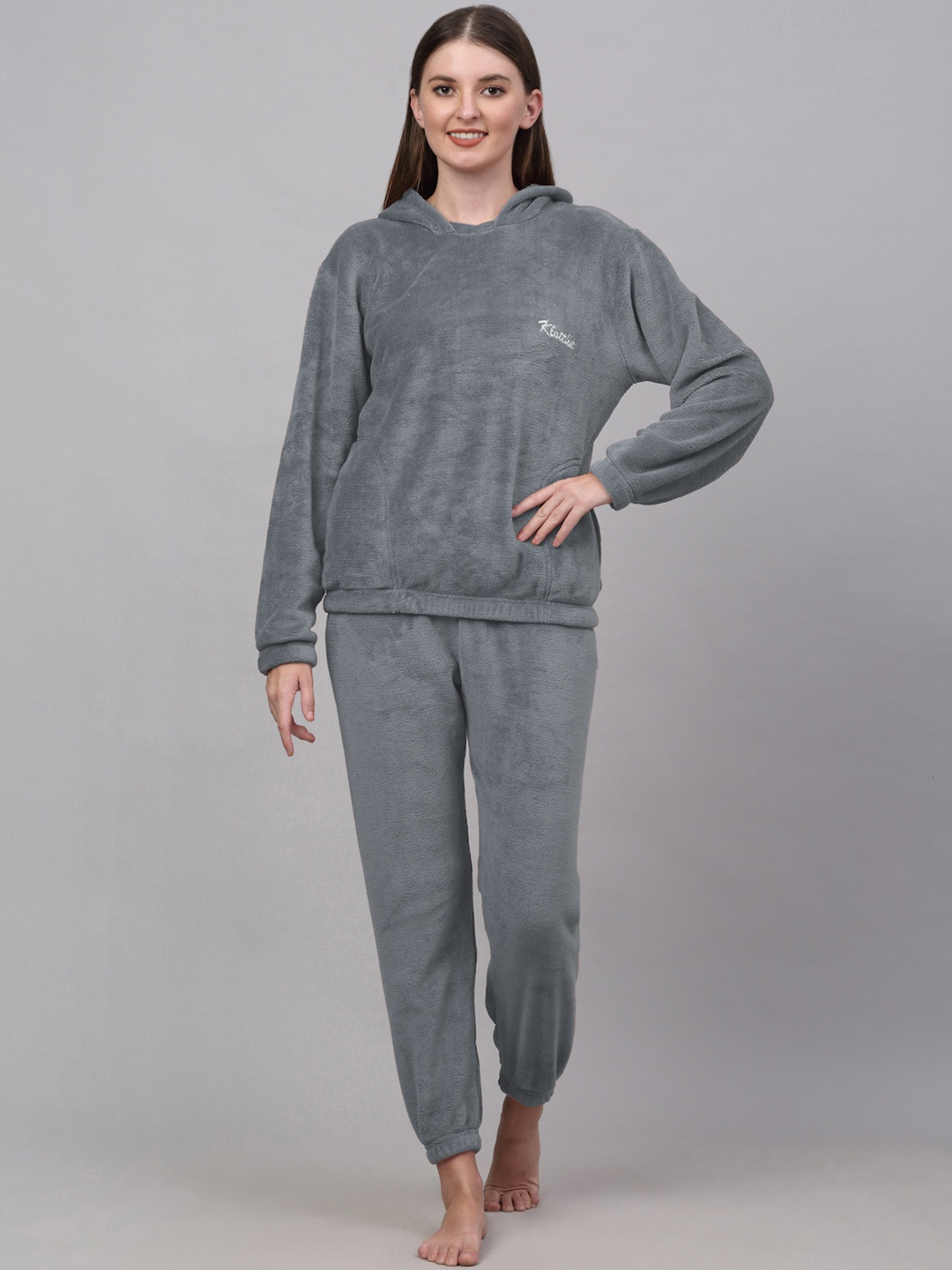 

KLOTTHE Women Grey Solid Woolen Hooded Night Suit