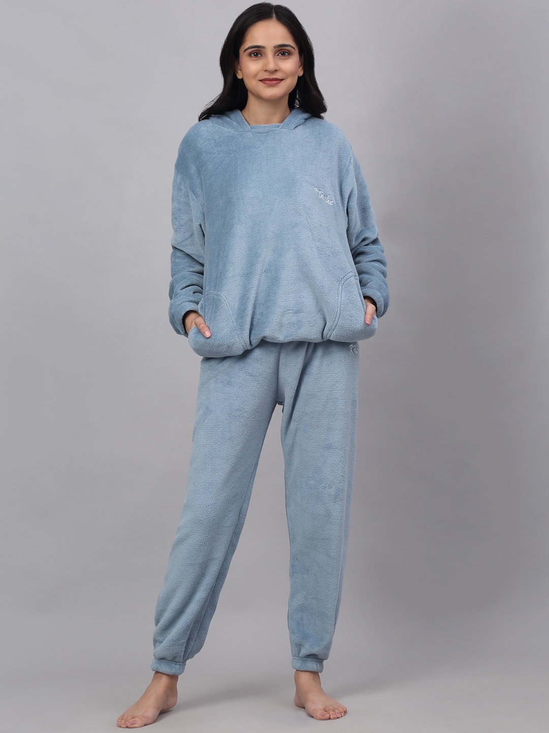 

KLOTTHE Women Woolen Hooded Night Suit, Blue
