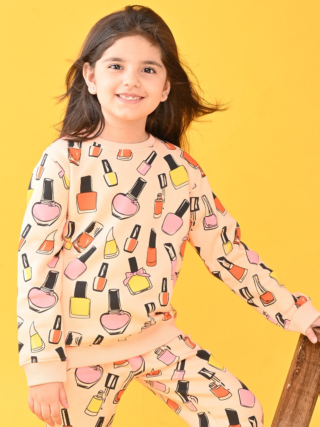 

Anthrilo Girls Peach-Coloured Printed Pullover Sweatshirt