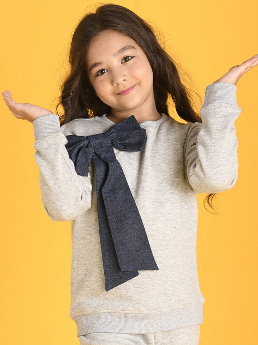 

Anthrilo Girls Grey Sweatshirt