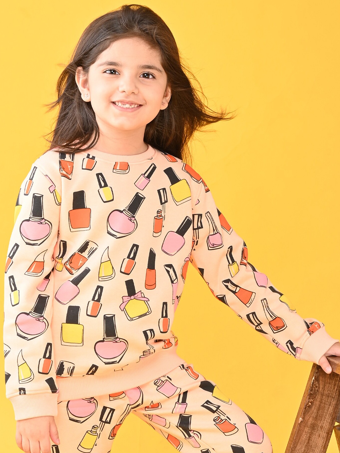 

Anthrilo Girls Peach-Coloured Printed Sweatshirt