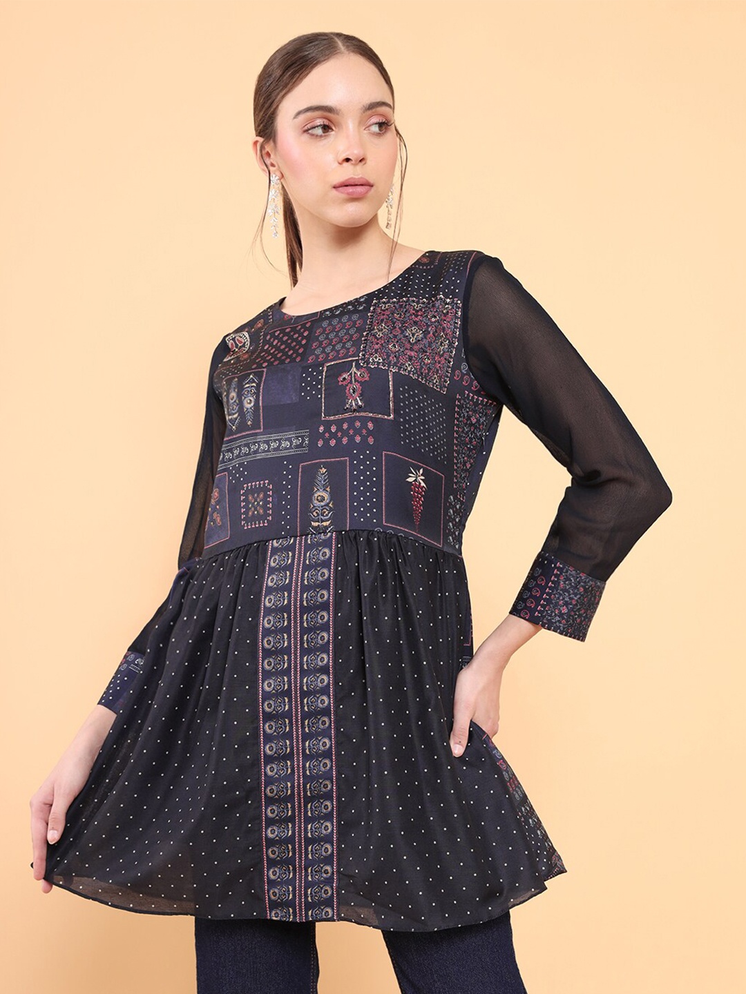 

Soch Women Navy Blue & Maroon Silk Printed Tunic