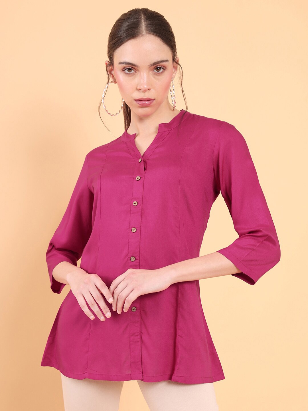 

Soch Women Fuchsia Viscose Rayon Mandarin Collar Tunic