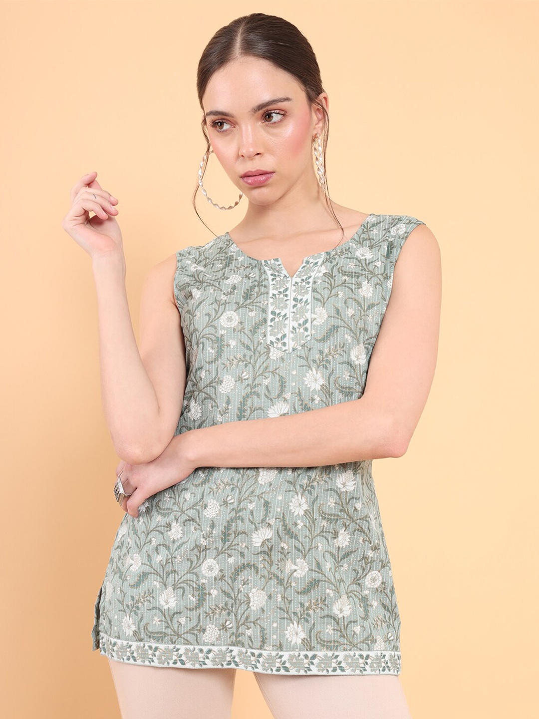 

Soch Green And White Floral Printed Sleeveless Cotton Tunic