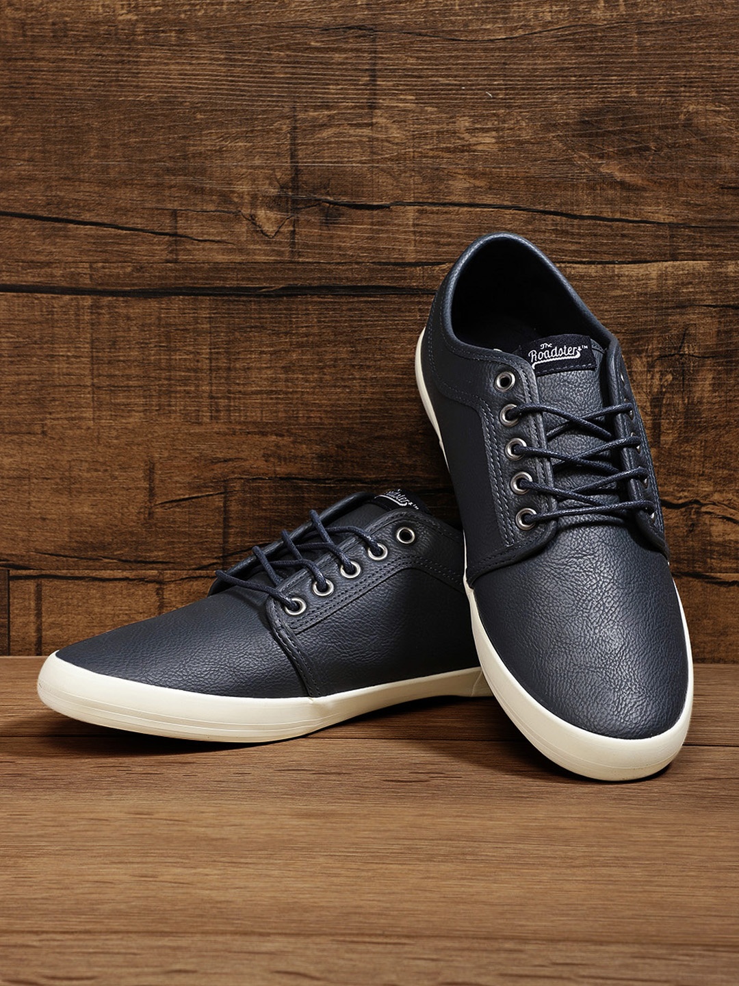 

Roadster Men Navy Blue Sneakers