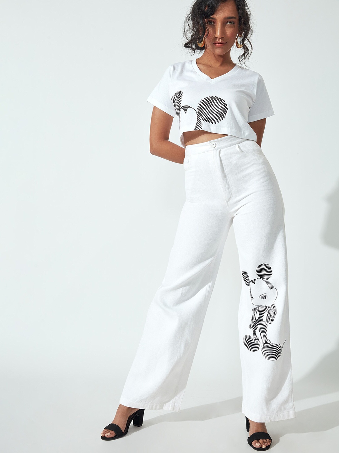 

The Label Life Women White Printed Straight Fit High-Rise Trousers