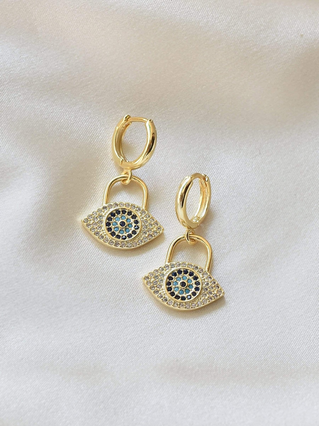 

Klissaa Women Gold-Toned Contemporary Drop Earrings