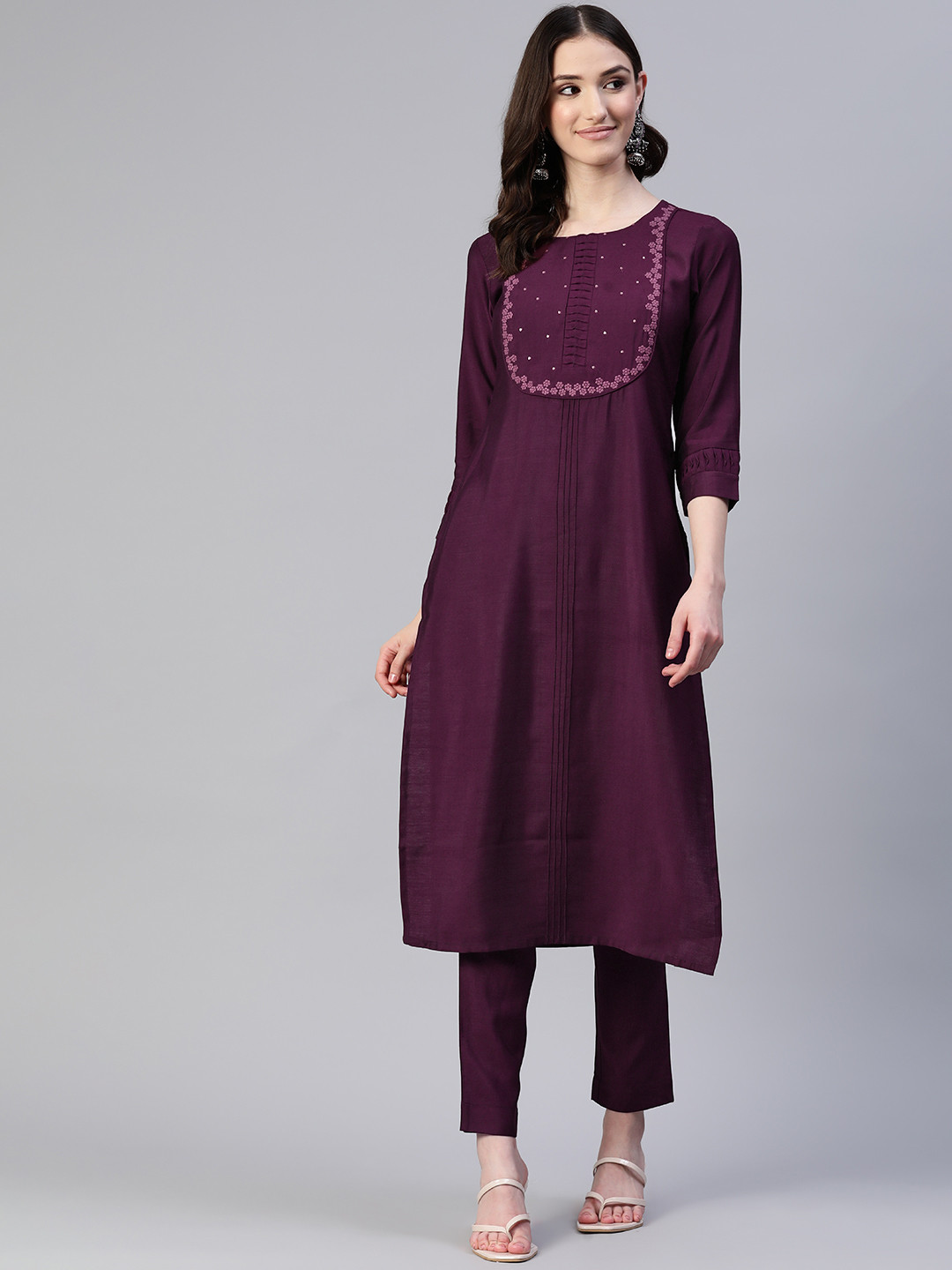 

LAAKHI Women Floral Embroidered Regular Sequinned Kurta with Trousers, Burgundy