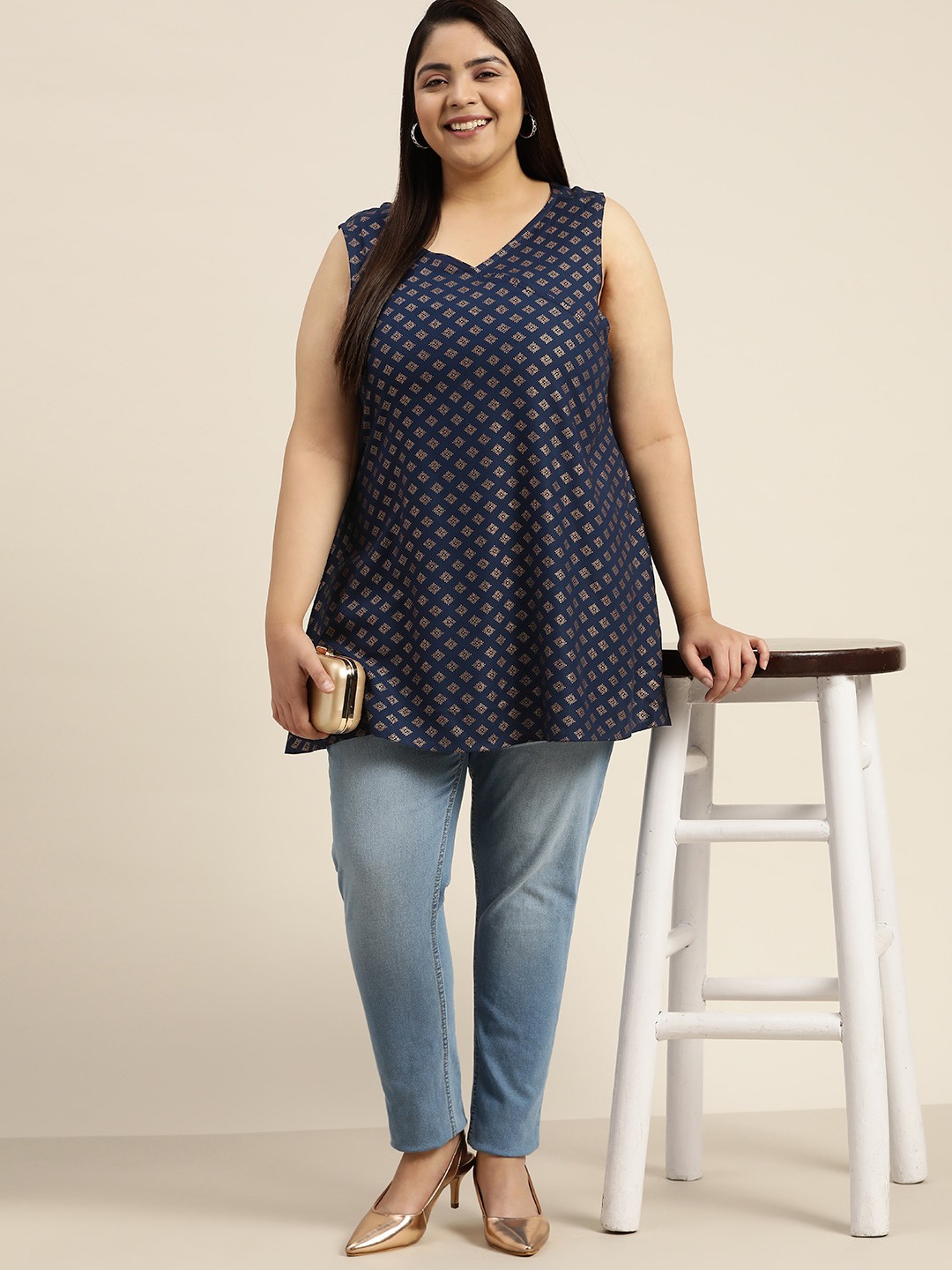 

Sztori Women Plus Size Ethnic Motifs Printed Longline A-Line Top, Navy blue