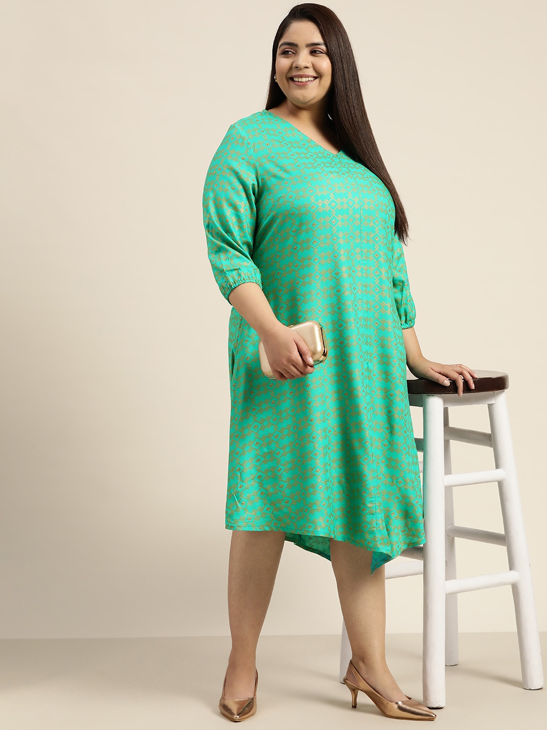 

Sztori Plus Size Printed Asymmetric Hem A-Line Ethnic Dress, Green
