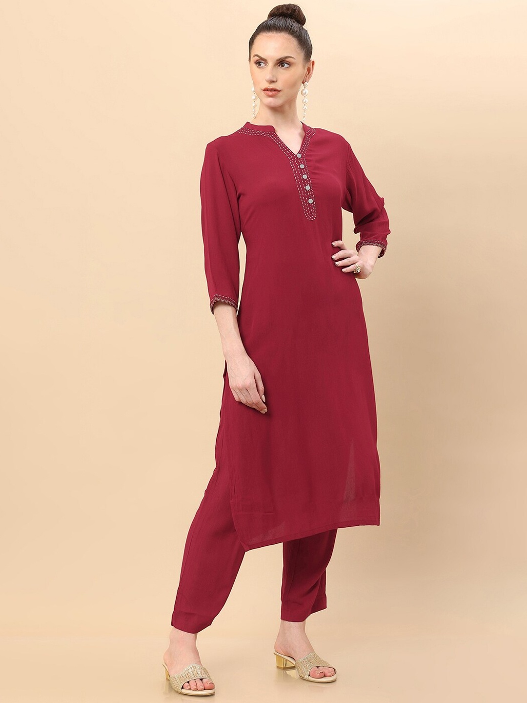 

Soch Women Maroon Kurta with Trousers