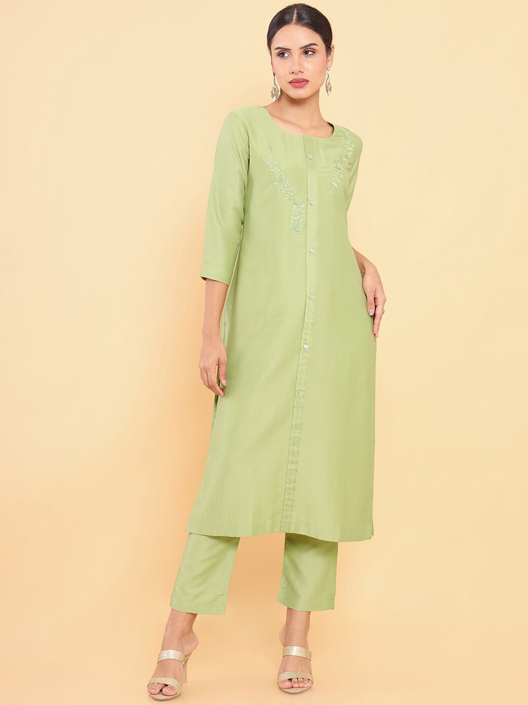 

Soch Women Green Embroidered Straight Kurta with Trousers