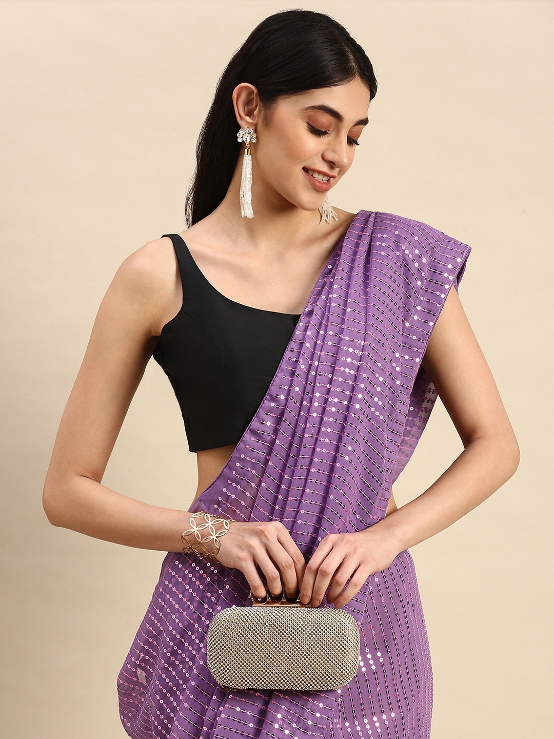 

nirja Fab Purple & Silver-Toned Embellished Sequinned Saree