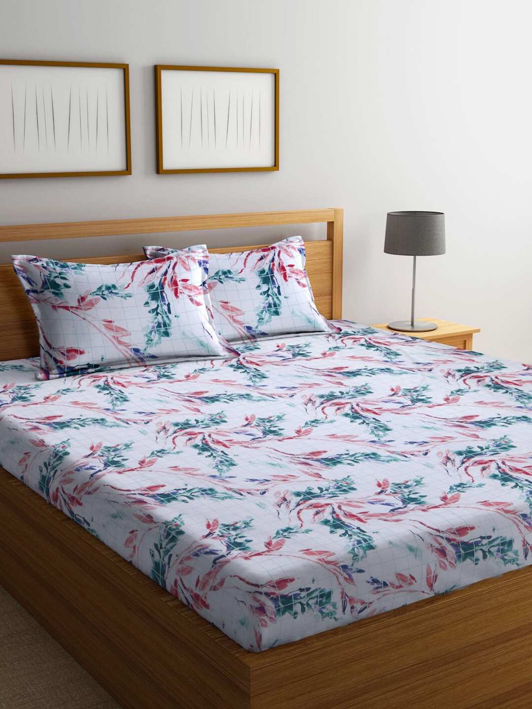 

BOMBAY DYEING White & Red Floral 96 TC Cotton Queen Bedsheet with 2 Pillow Covers