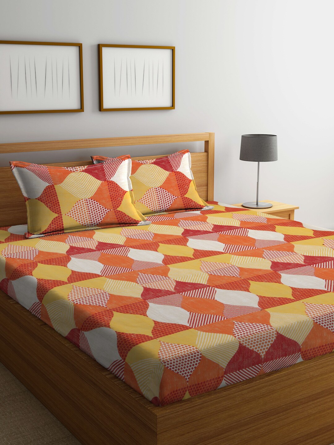 

BOMBAY DYEING Orange & Yellow Geometric Cotton 100 TC King Bedsheet with 2 Pillow Covers