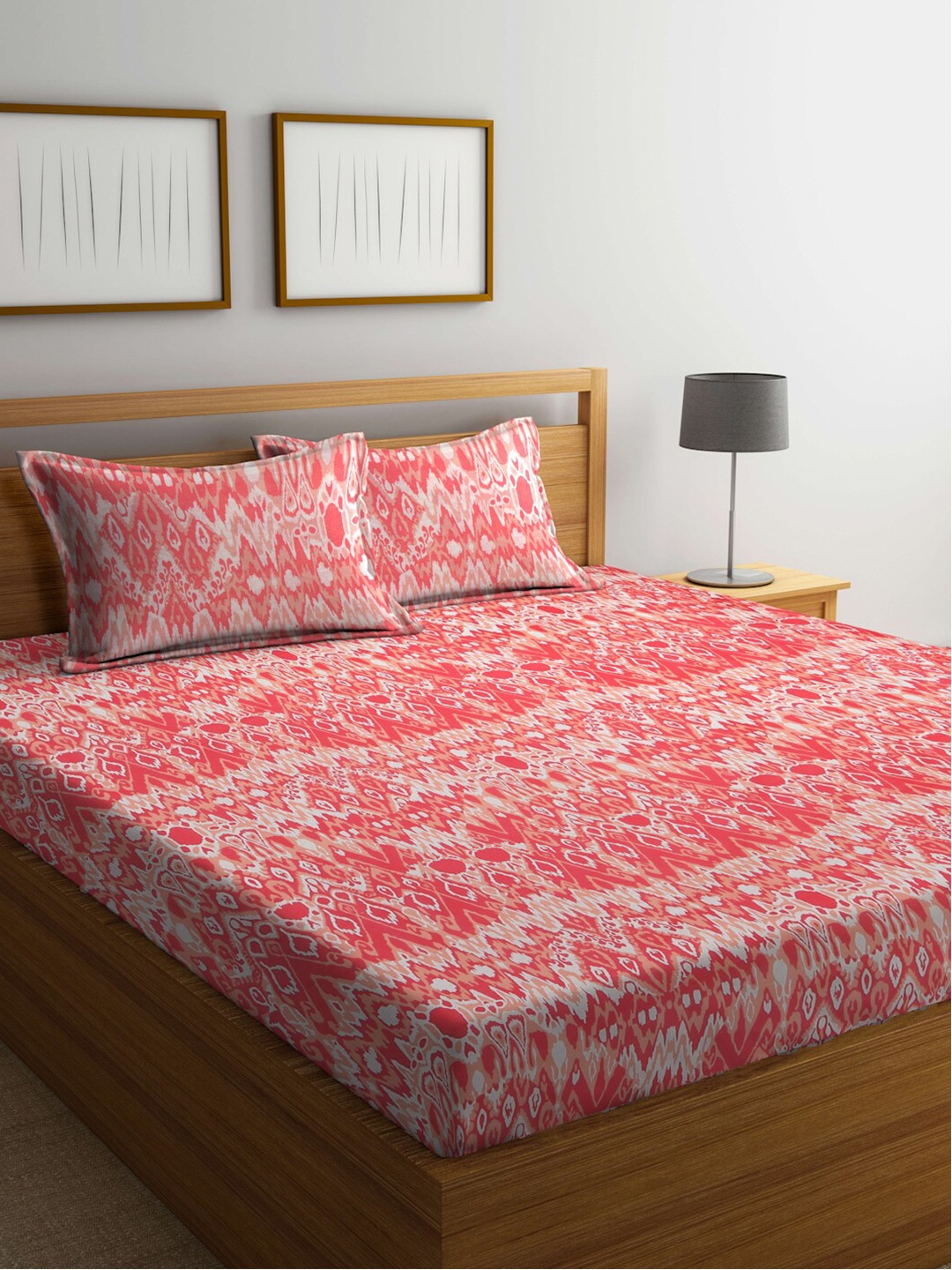 

BOMBAY DYEING Red 144 TC Cotton Queen Bedsheet with 2 Pillow Covers