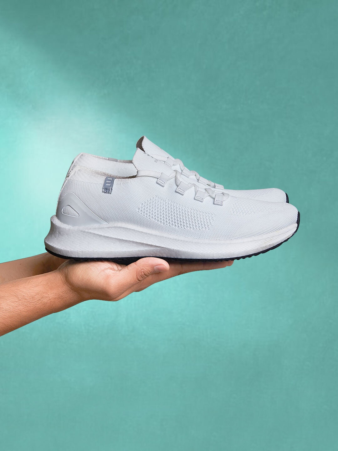 

ELEVAR Women White DAYSCAPE Comfortable All-Day Sports Shoes