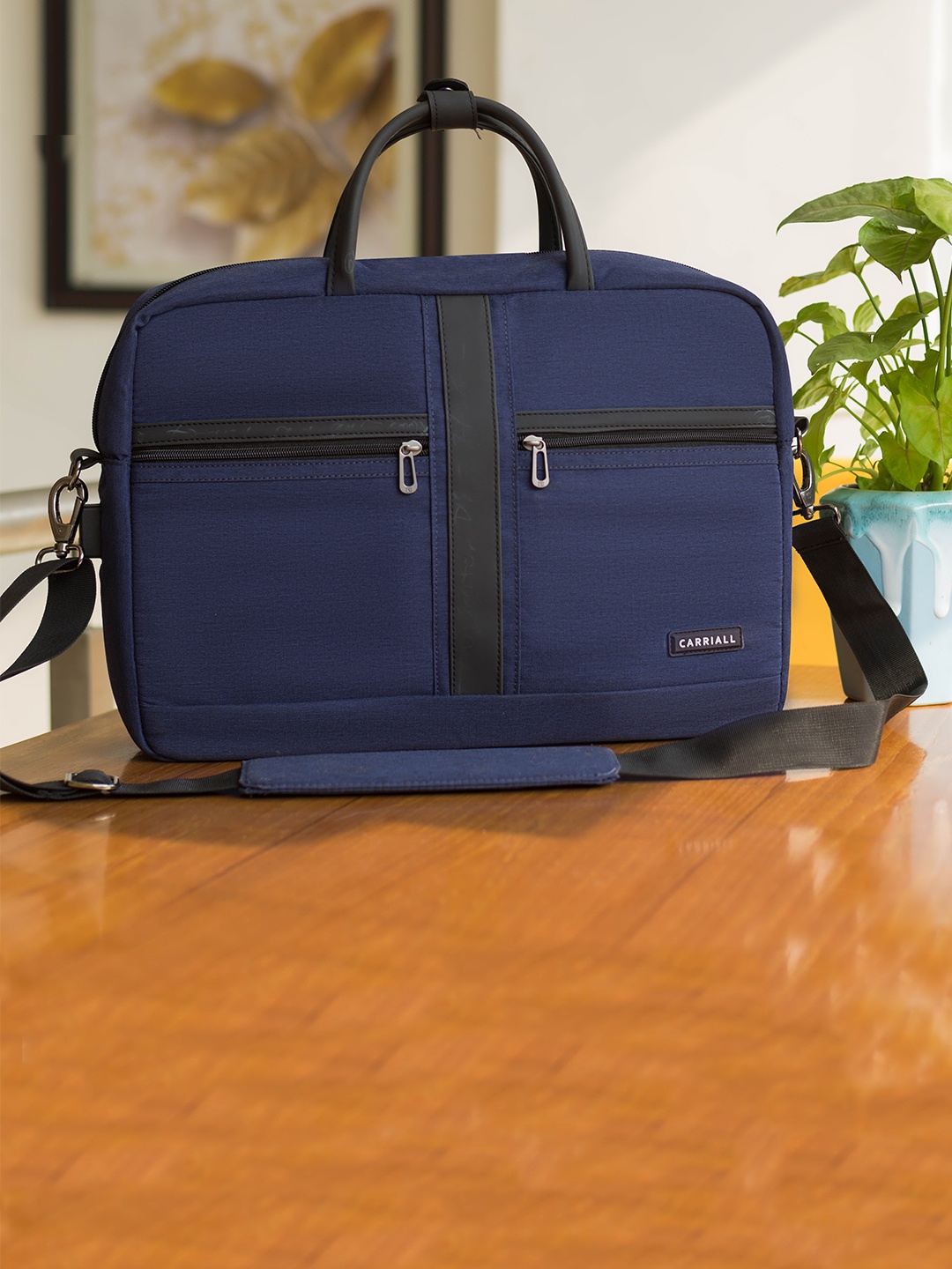 

CARRIALL Unisex Navy Blue Laptop Messenger Bag