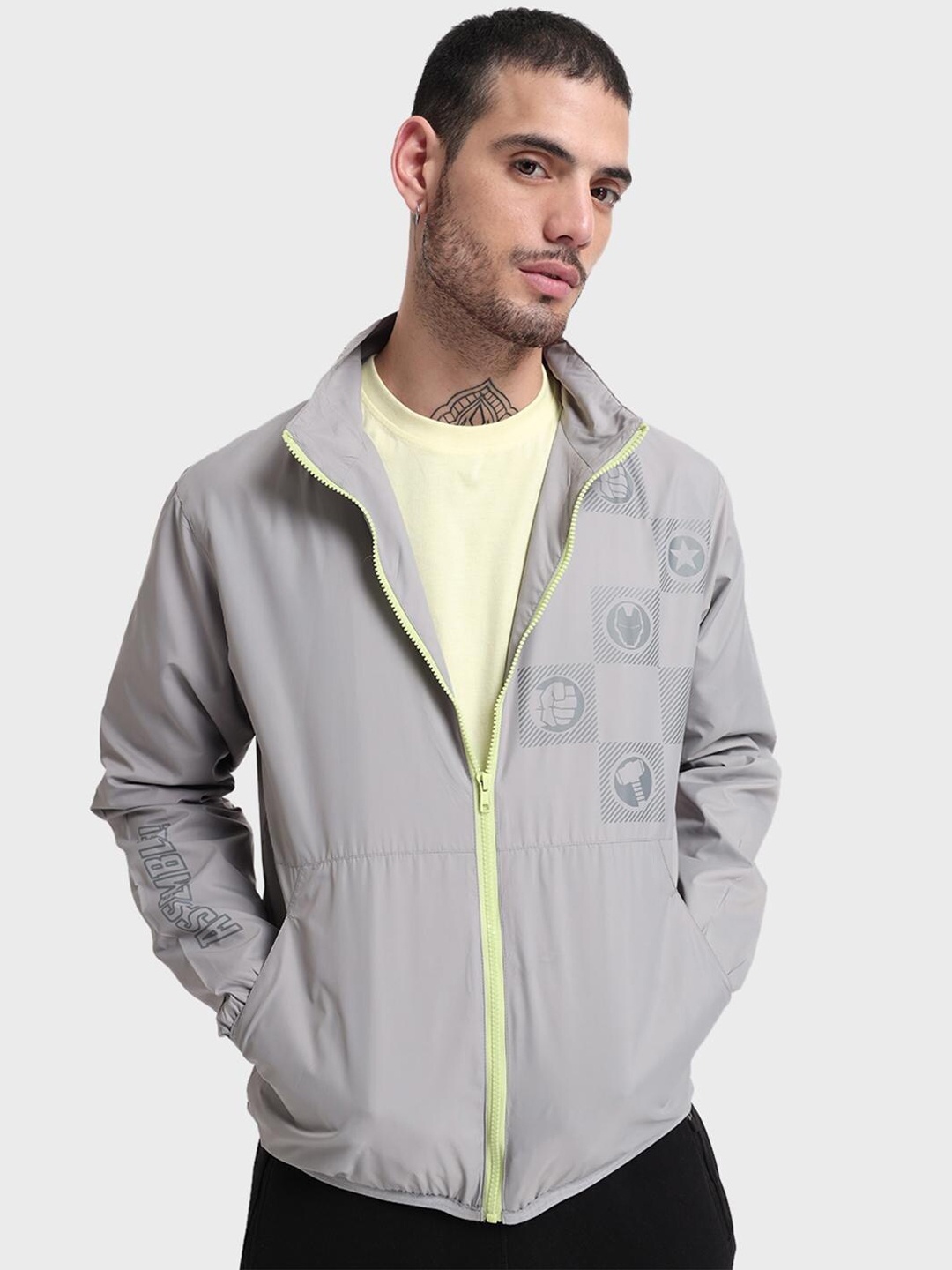 

Bewakoof Air 1.0 Men Windcheater Graphic Printed Tailored Jacket, Grey