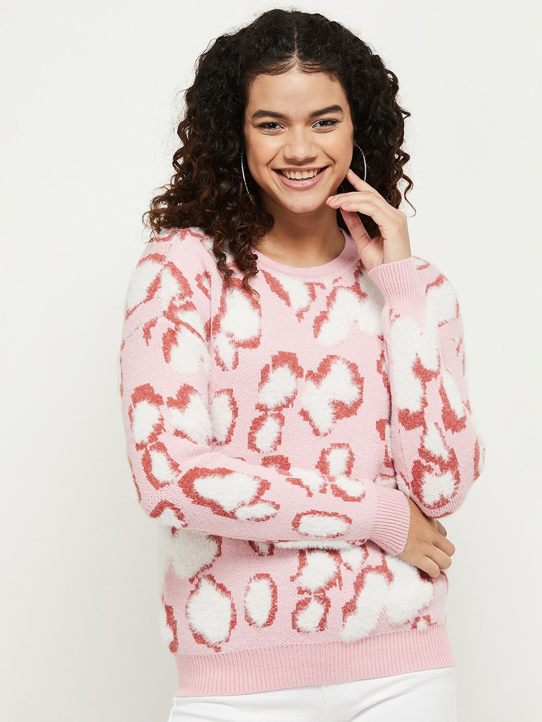 

max Women Pink & Off White Printed Pullover Sweater
