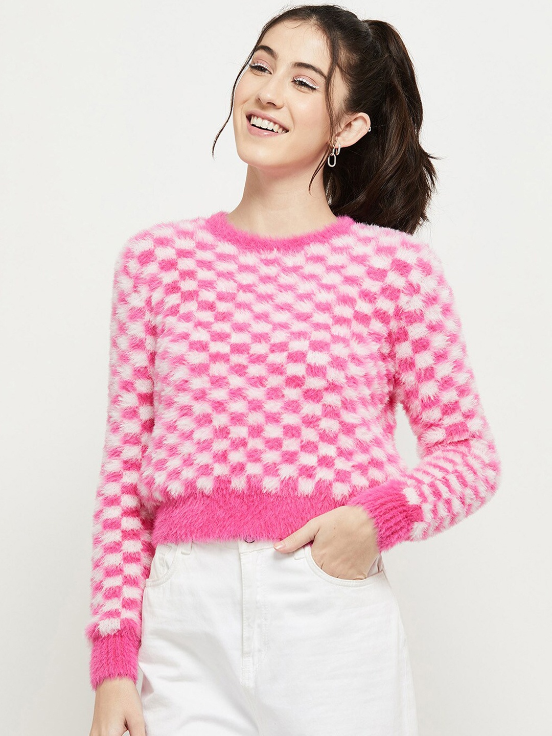 

max Women Fuchsia & Off White Checked Checked Crop Pullover with Fuzzy Detail