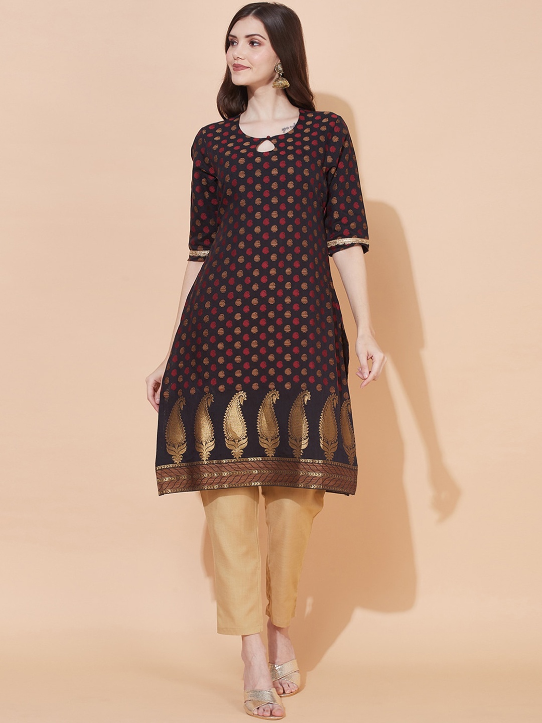 

FASHOR Women Black Paisley Printed Keyhole Neck Chanderi Silk Kurta