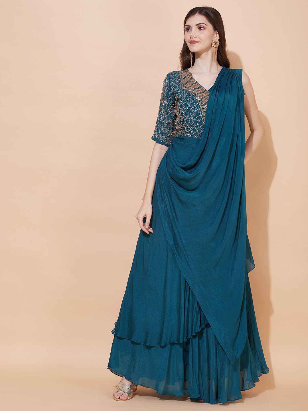 

FASHOR Women Teal & Gold-Toned Embellished Layered Chiffon Maxi Maxi Dress