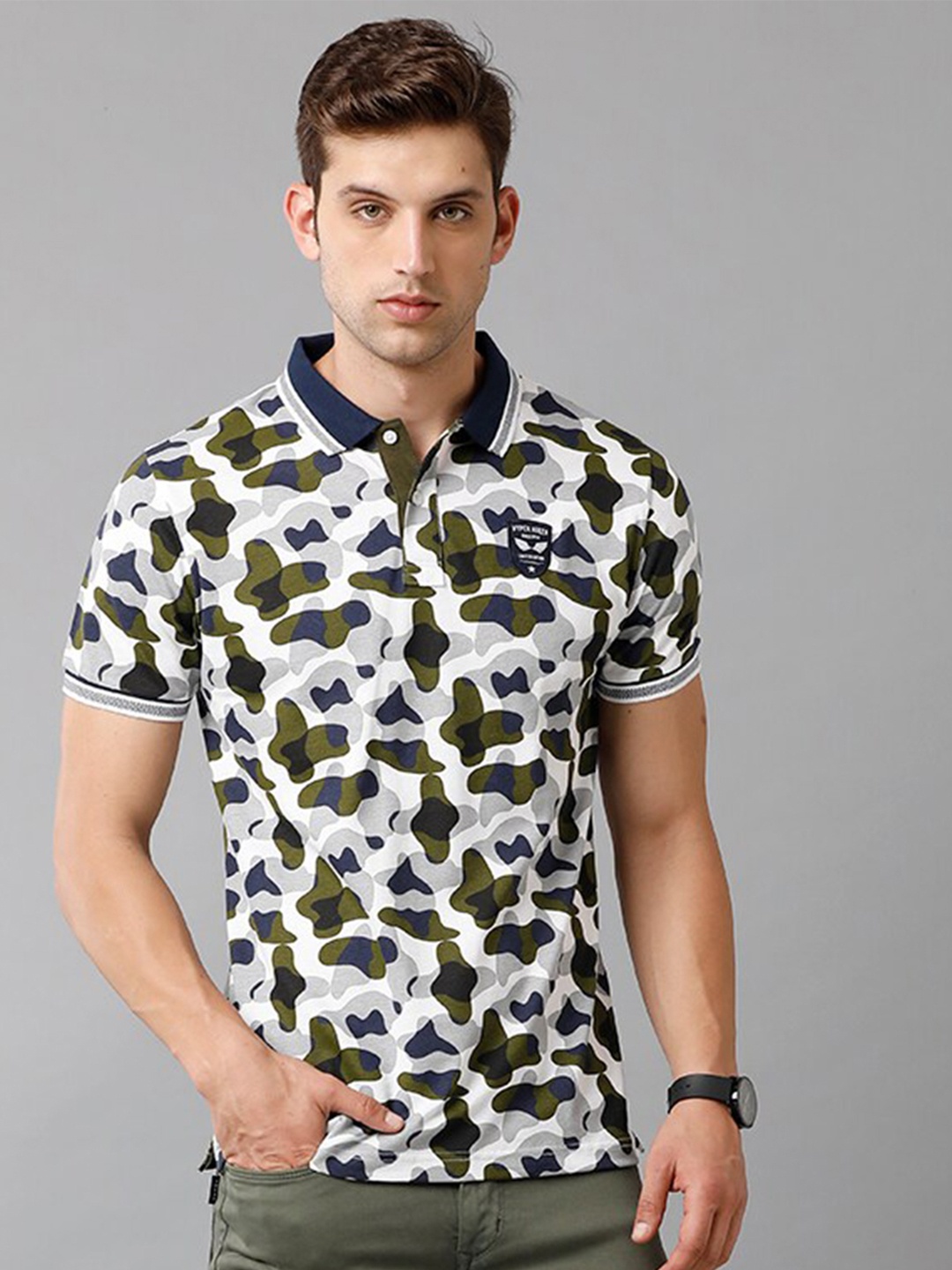 

CP BRO Men White & Green Camouflage Printed Polo Collar Slim Fit T-shirt