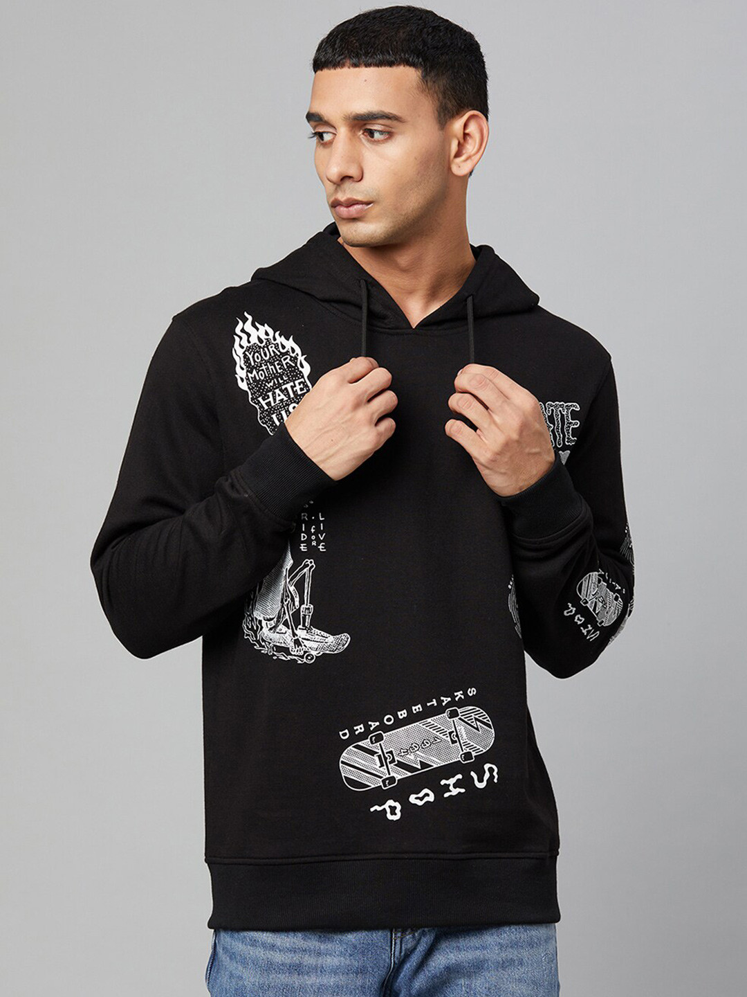 

Club York Men Black & White Printed Sweatshirt