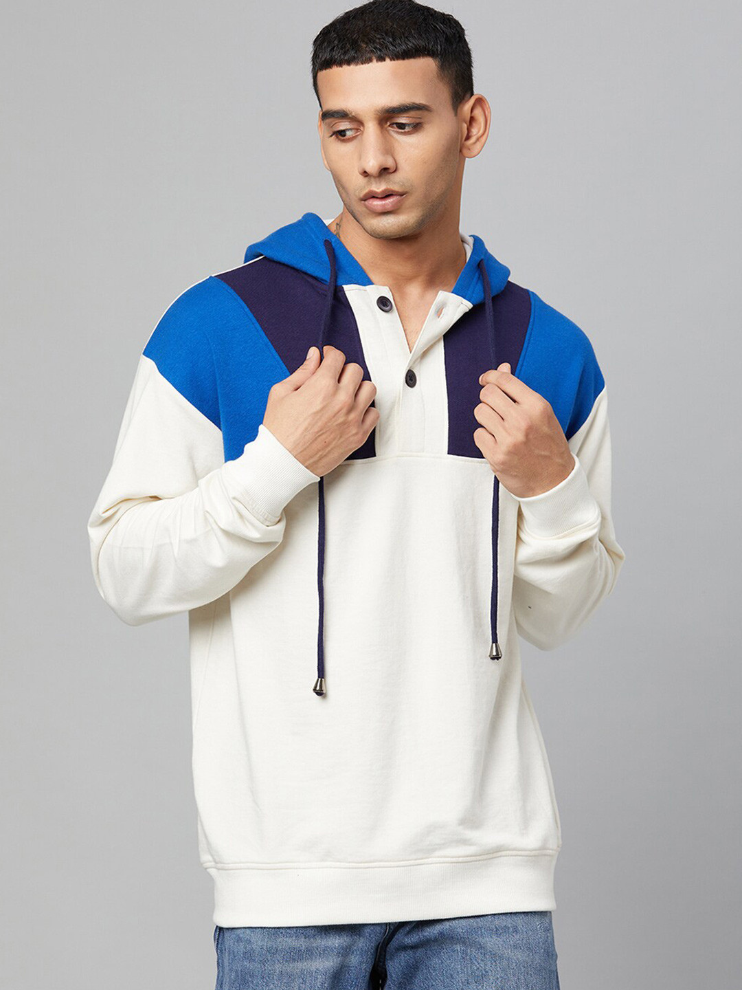 

Club York Men Off White Colourblocked Hooded Sweatshirt